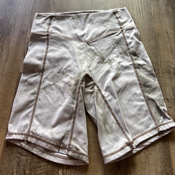 🎟️Vitality | Balance Athletica Rider shorts - Picture 4 of 5